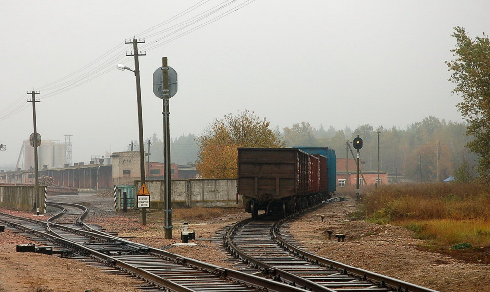 Подъездные и соединительные железнодорожные пути